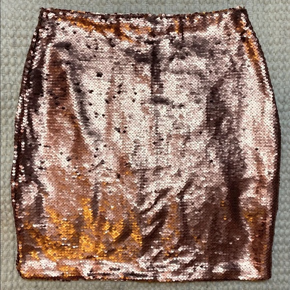 NEW MISSGUIDED Bronze Colored Sequin Mini Skirt 4 - Picture 3 of 8